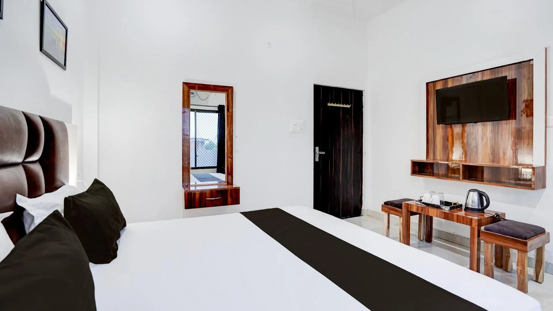 Hotel O Shivaalik Varanasi