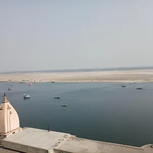 Dwivedi Sri Omkar Palace Варанаси